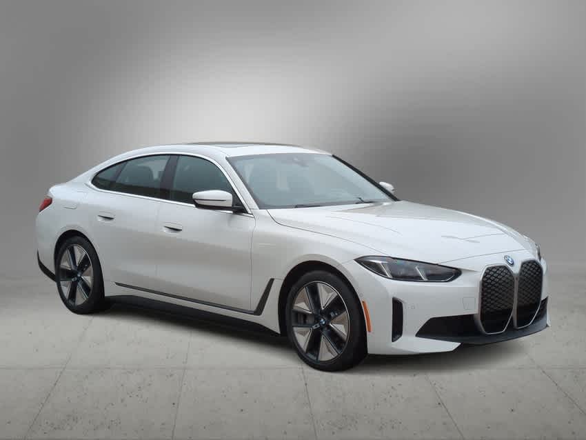 Thumbnail: 2025 BMW i4 - 2