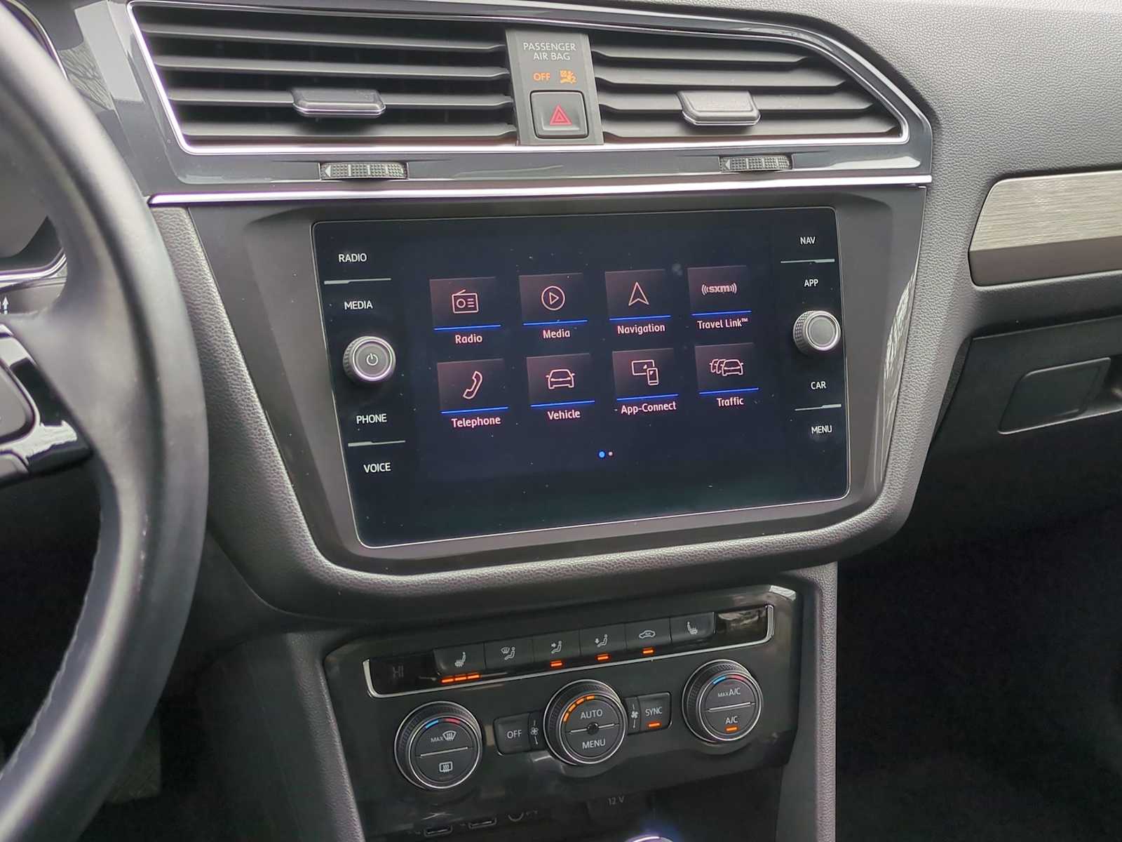 Thumbnail: 2019 Volkswagen Tiguan - 29