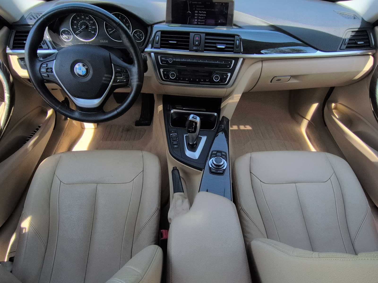 Thumbnail: 2013 BMW 3 Series - 16