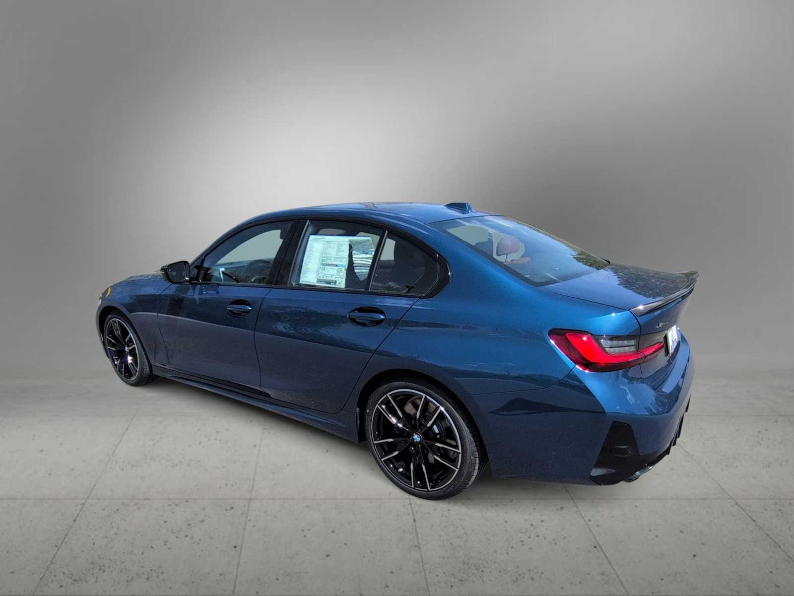 Thumbnail: 2026 BMW 3 Series - 6