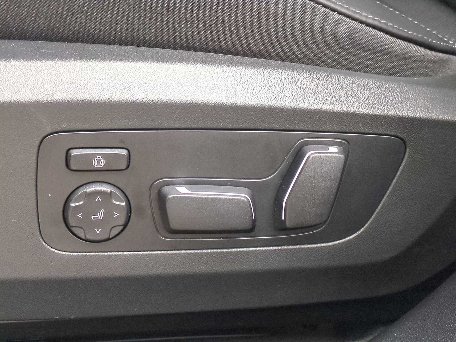 Thumbnail: 2026 BMW X3 - 17