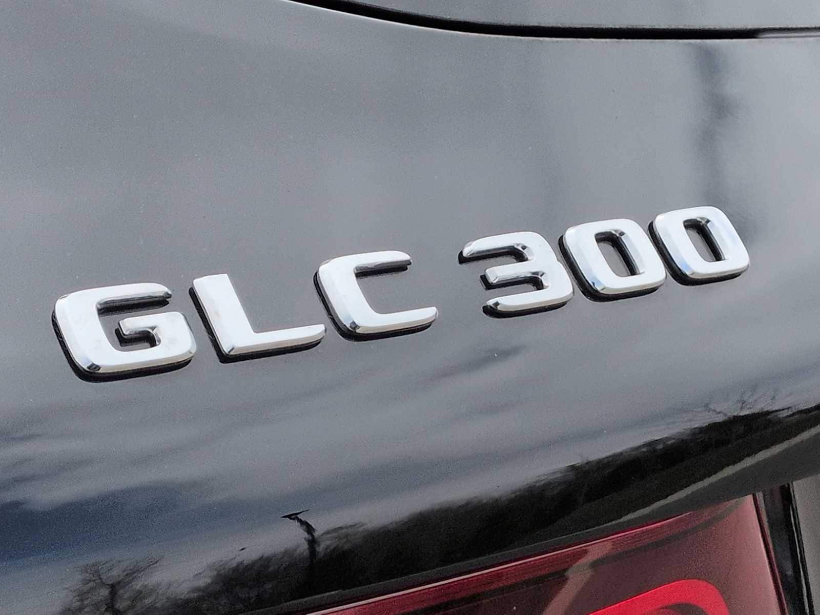 Thumbnail: 2022 Mercedes-Benz GLC - 12