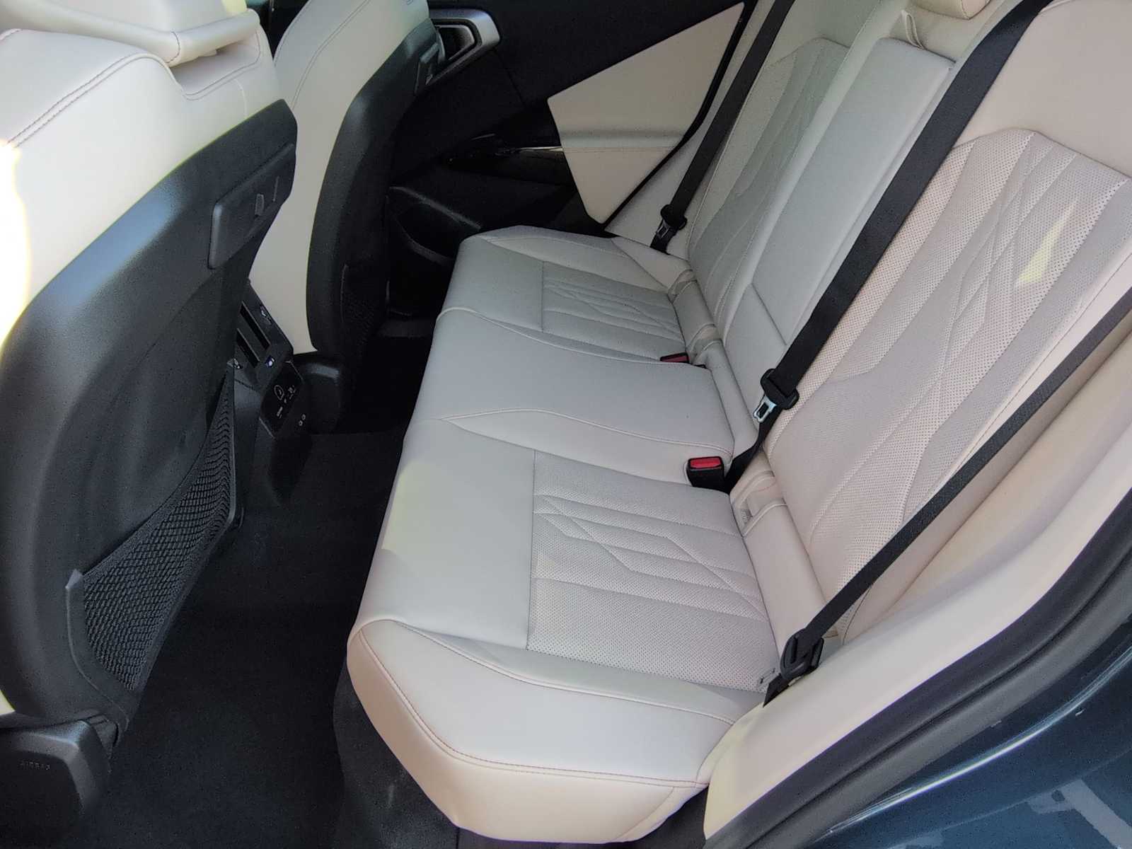 Thumbnail: 2026 BMW X3 - 27