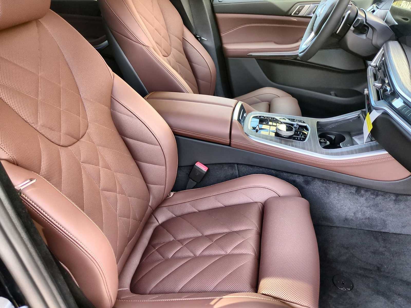 Thumbnail: 2026 BMW X5 - 23