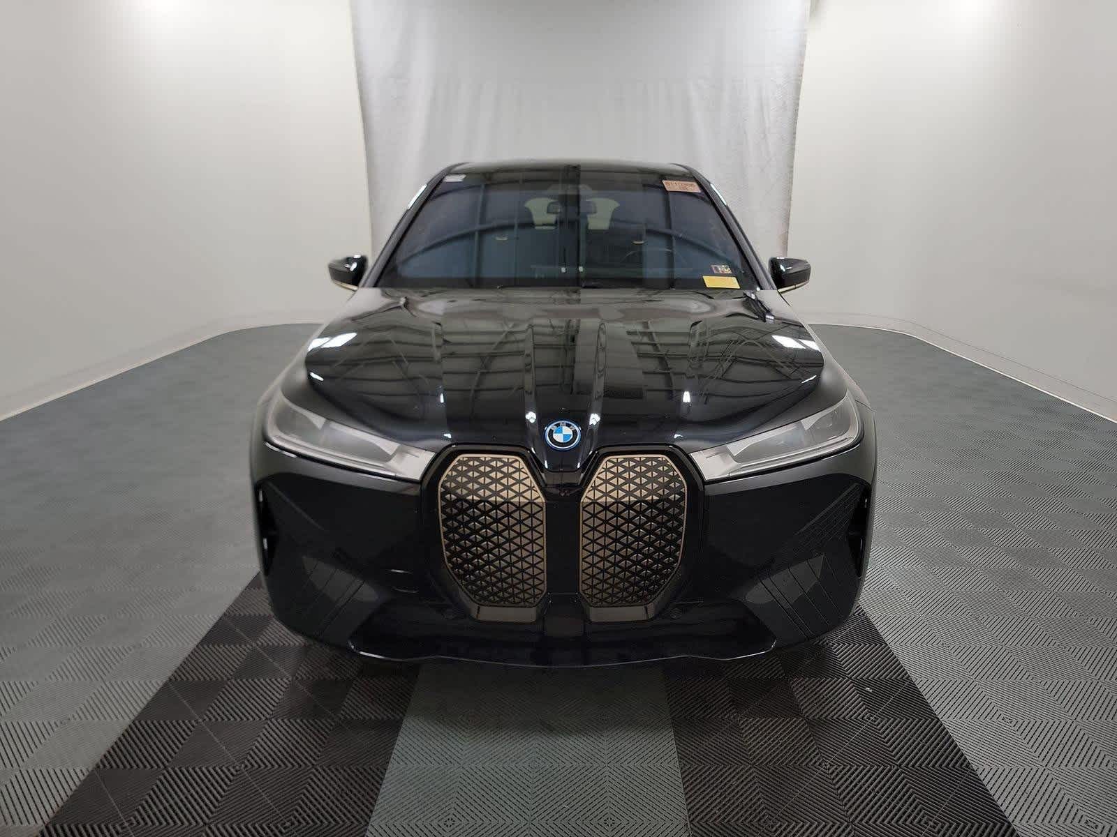 Thumbnail: 2024 BMW iX - 5