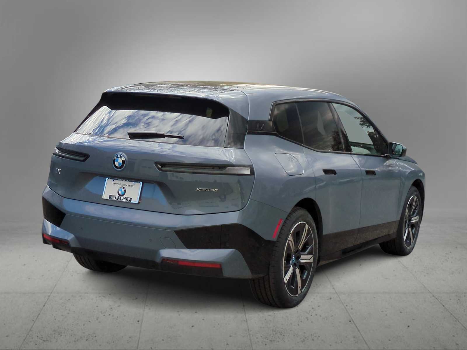 Thumbnail: 2025 BMW iX - 8