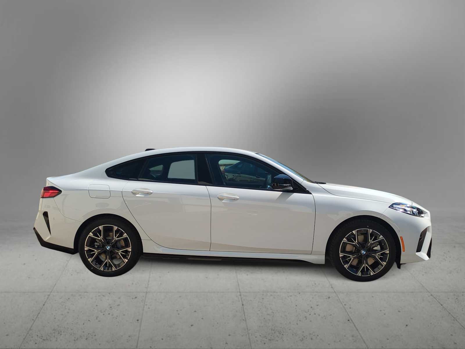 Thumbnail: 2026 BMW 2 Series - 9