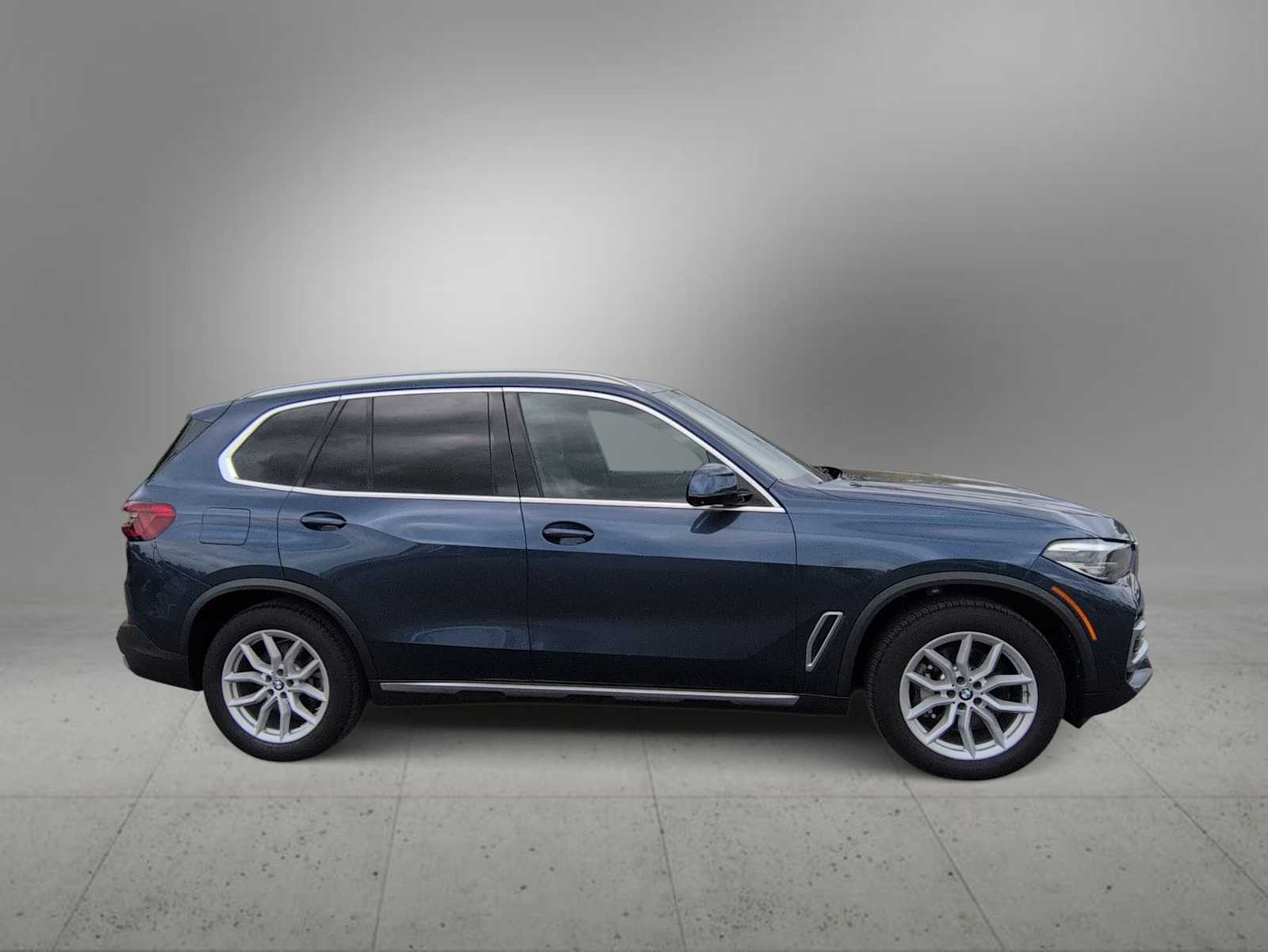 Thumbnail: 2019 BMW X5 - 9