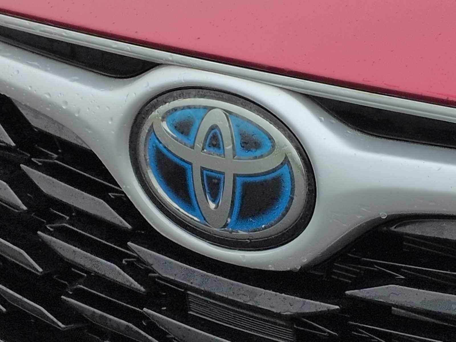 Thumbnail: 2022 Toyota Highlander - 12