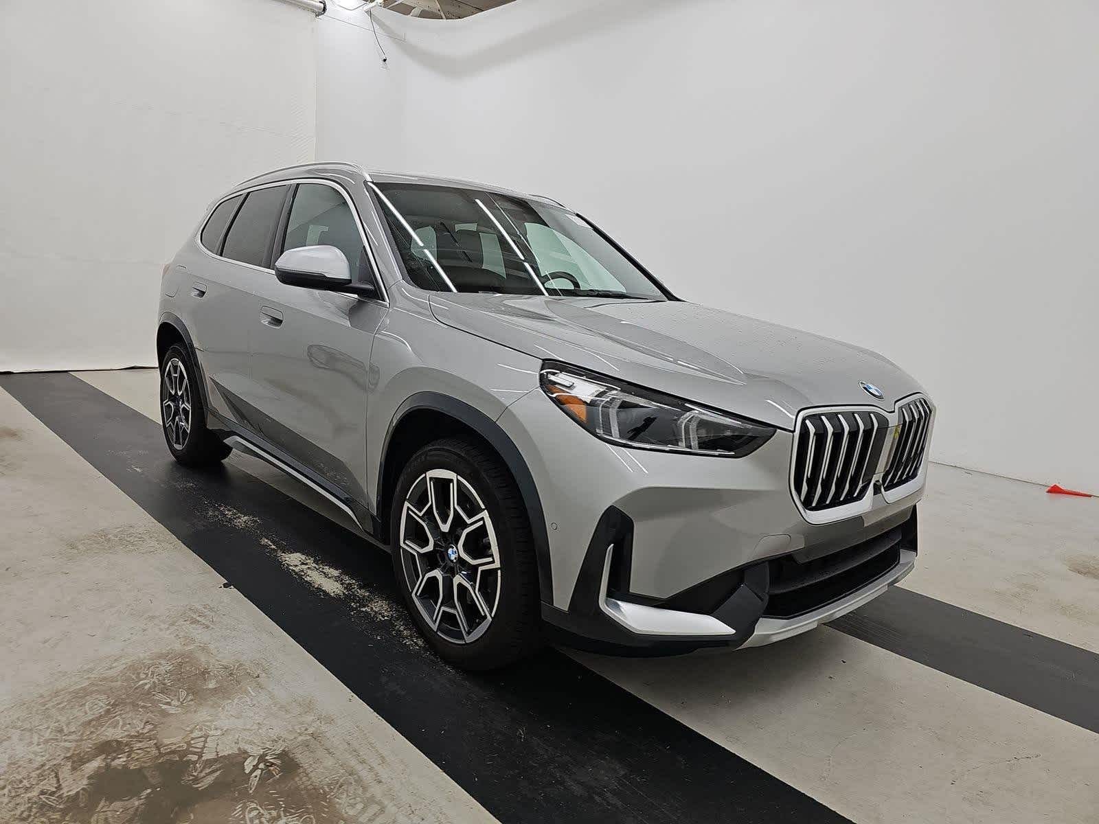 Thumbnail: 2024 BMW X1 - 2