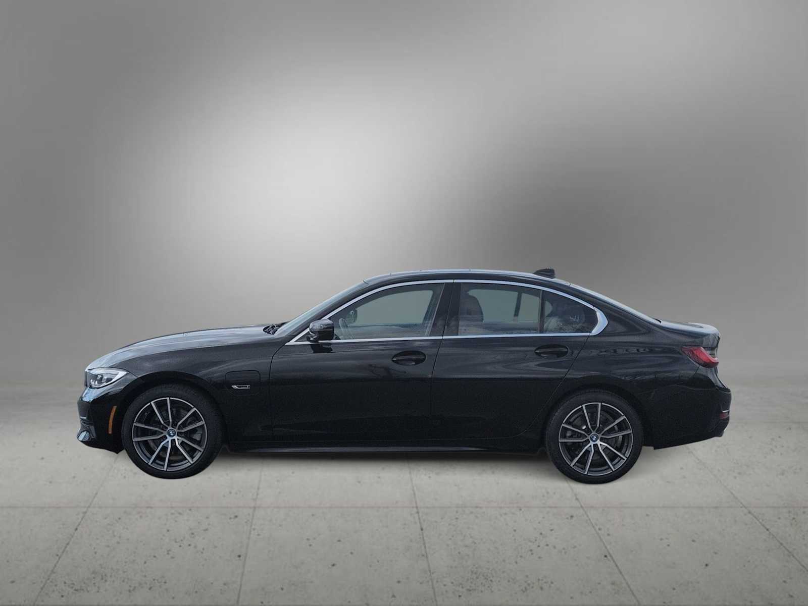 Thumbnail: 2022 BMW 3 Series - 5