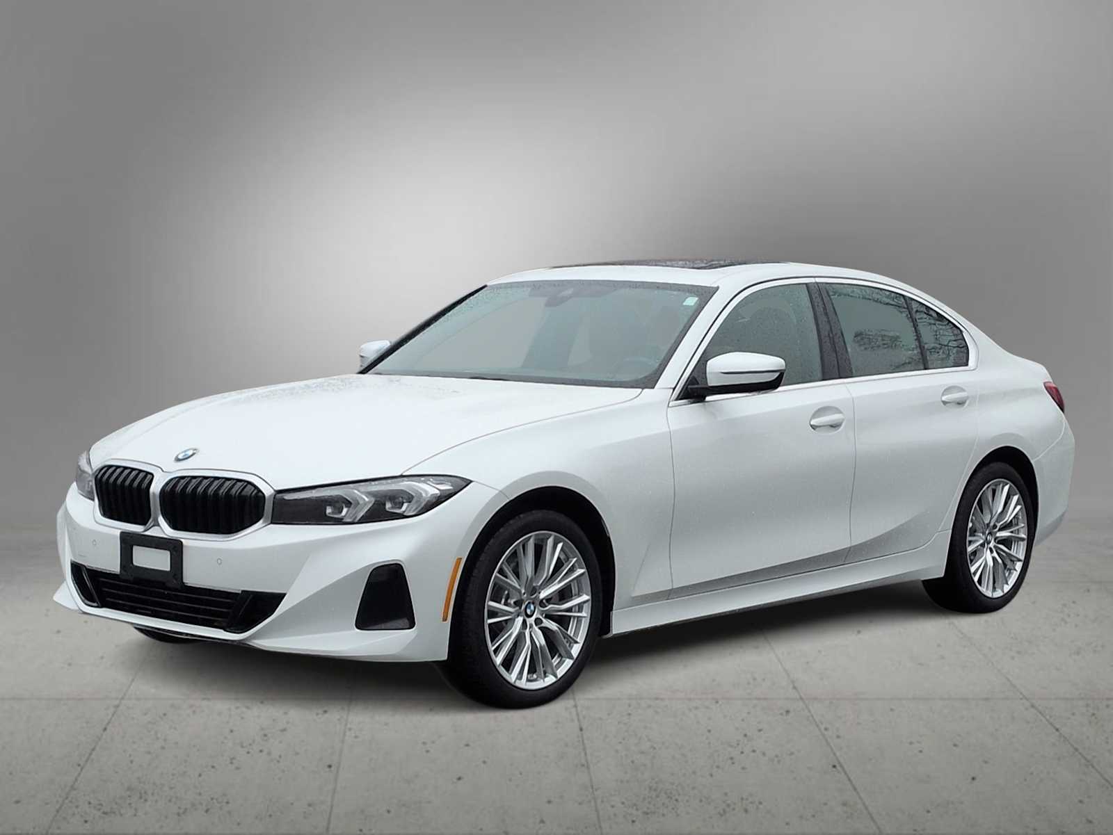 Thumbnail: 2024 BMW 3 Series - 4