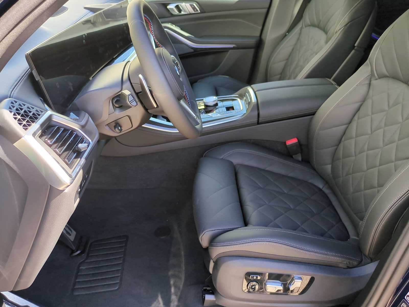 Thumbnail: 2025 BMW X5 - 17