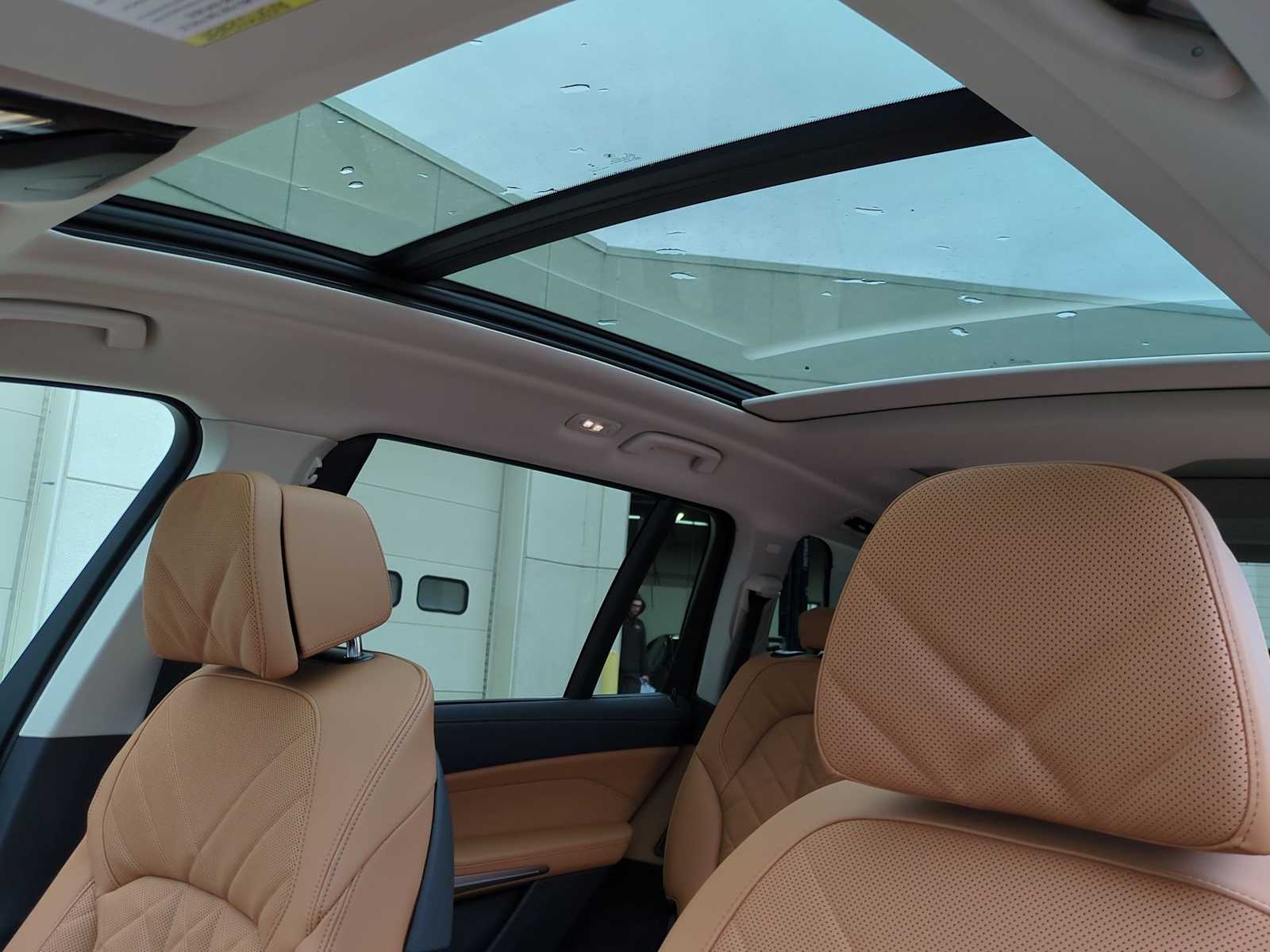 Thumbnail: 2025 BMW X7 - 20