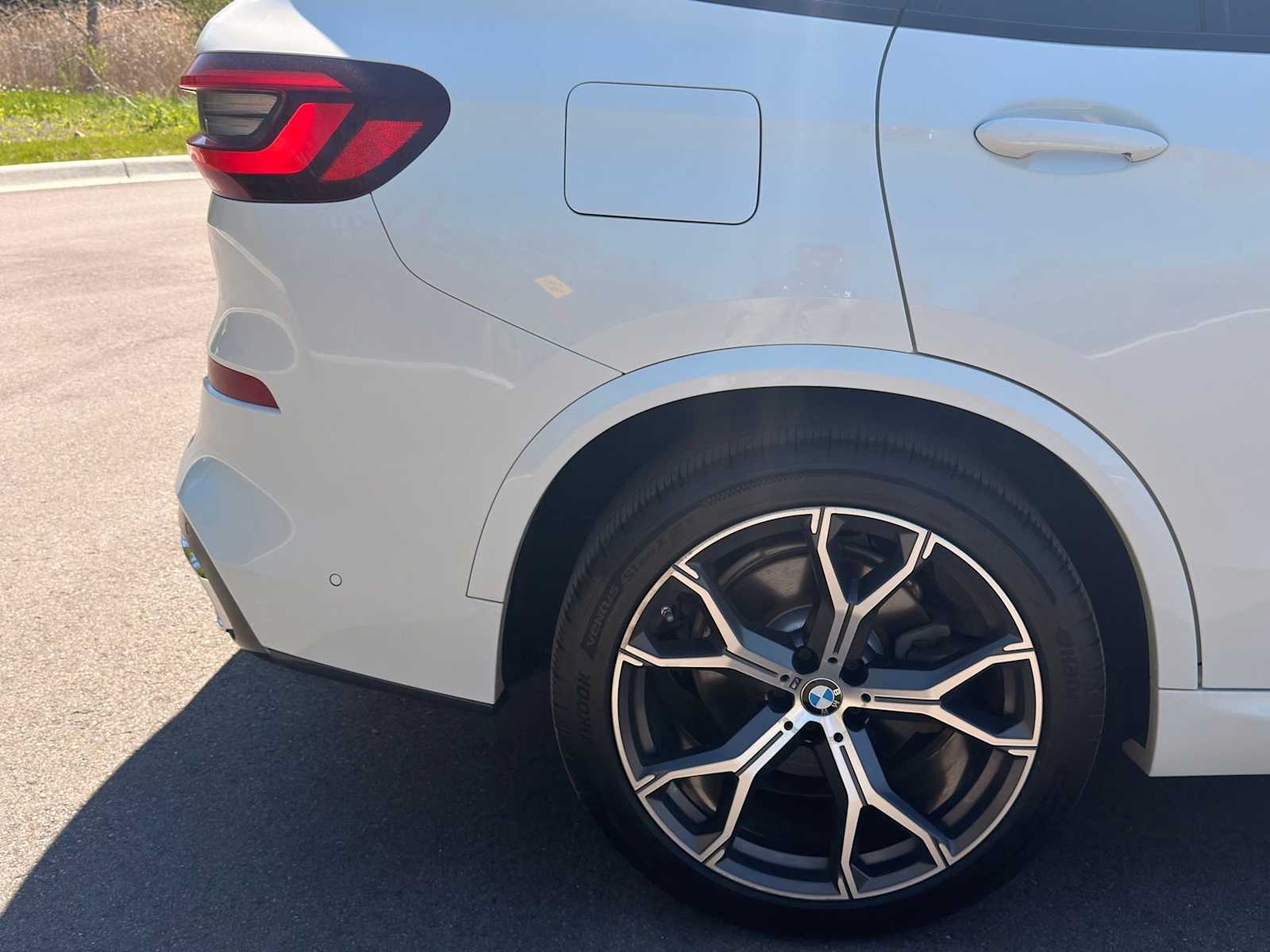 Thumbnail: 2020 BMW X5 - 9