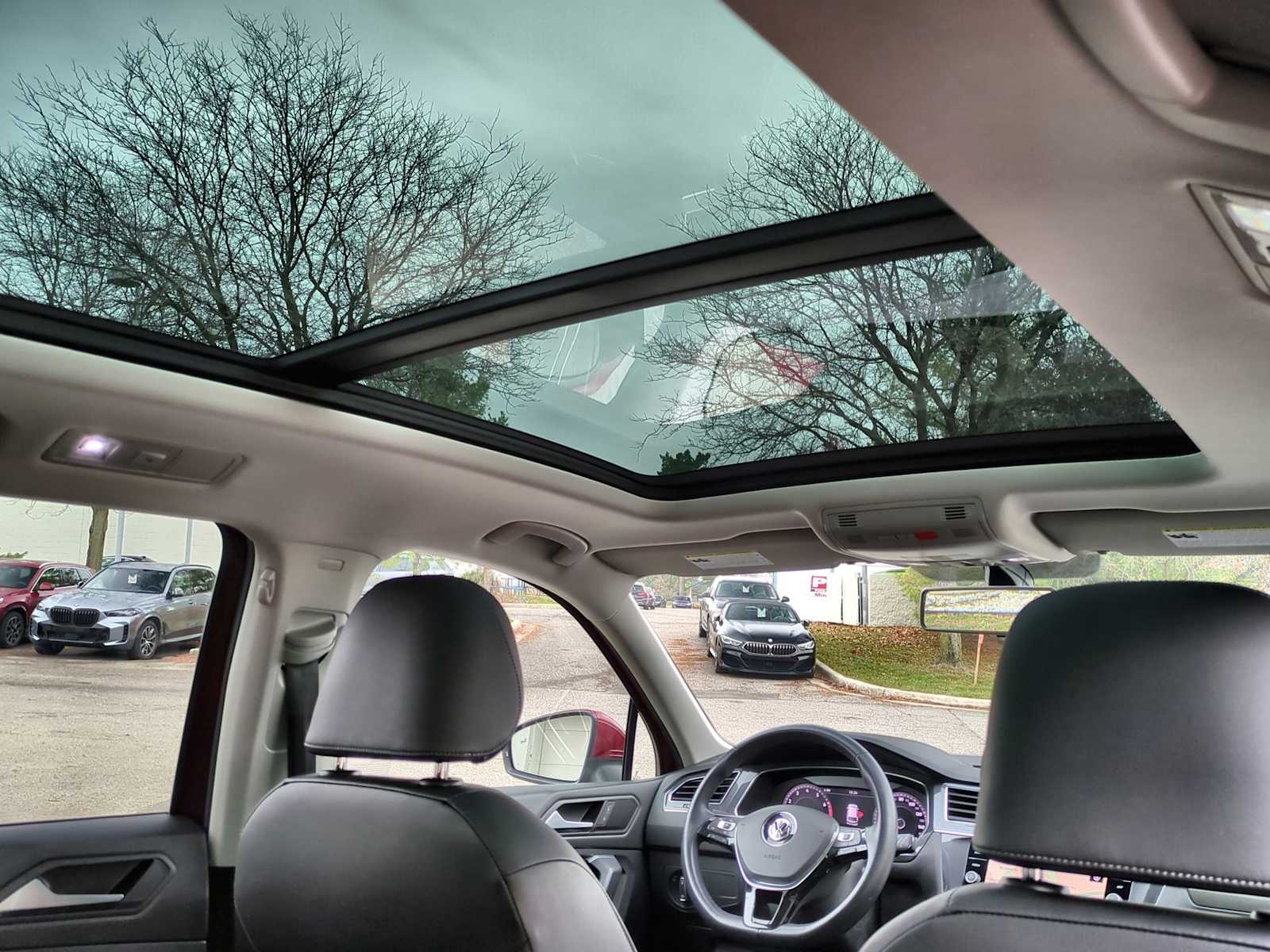 Thumbnail: 2019 Volkswagen Tiguan - 22