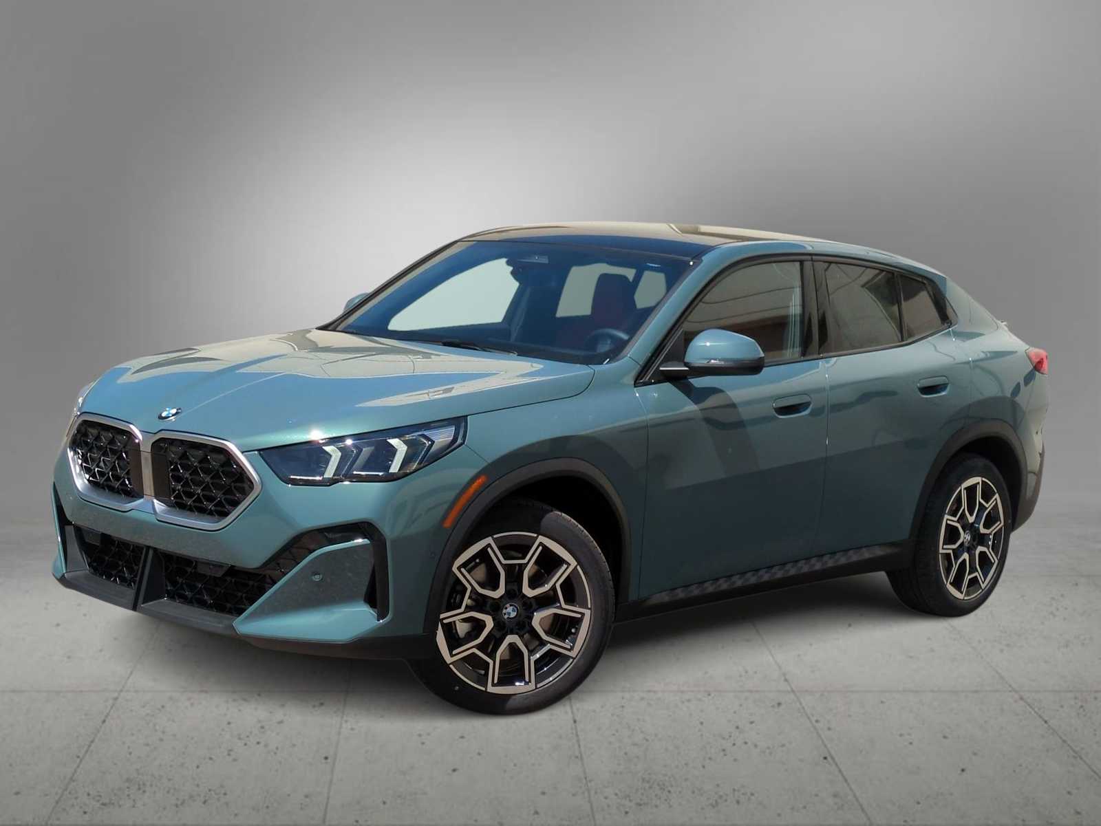 Thumbnail: 2025 BMW X2 - 1