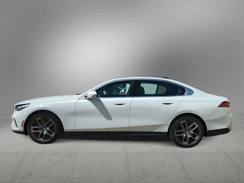 Thumbnail: 2024 BMW i5 - 5