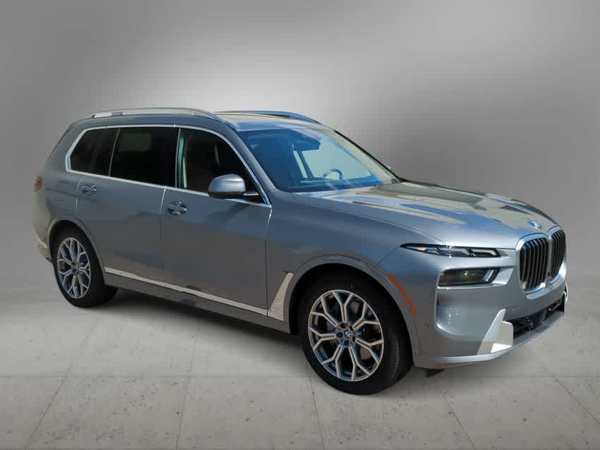 Thumbnail: 2026 BMW X7 - 2