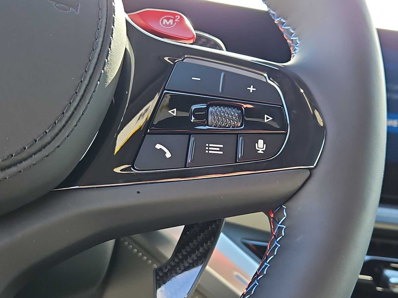 Thumbnail: 2026 BMW XM - 31