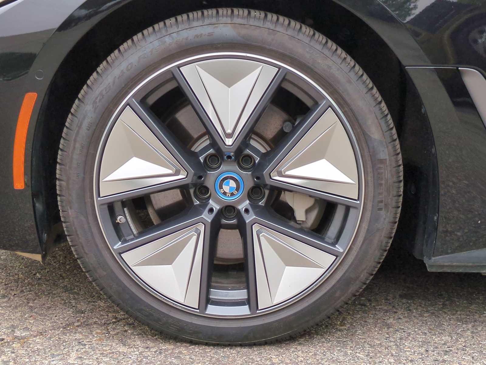 Thumbnail: 2024 BMW i4 - 14