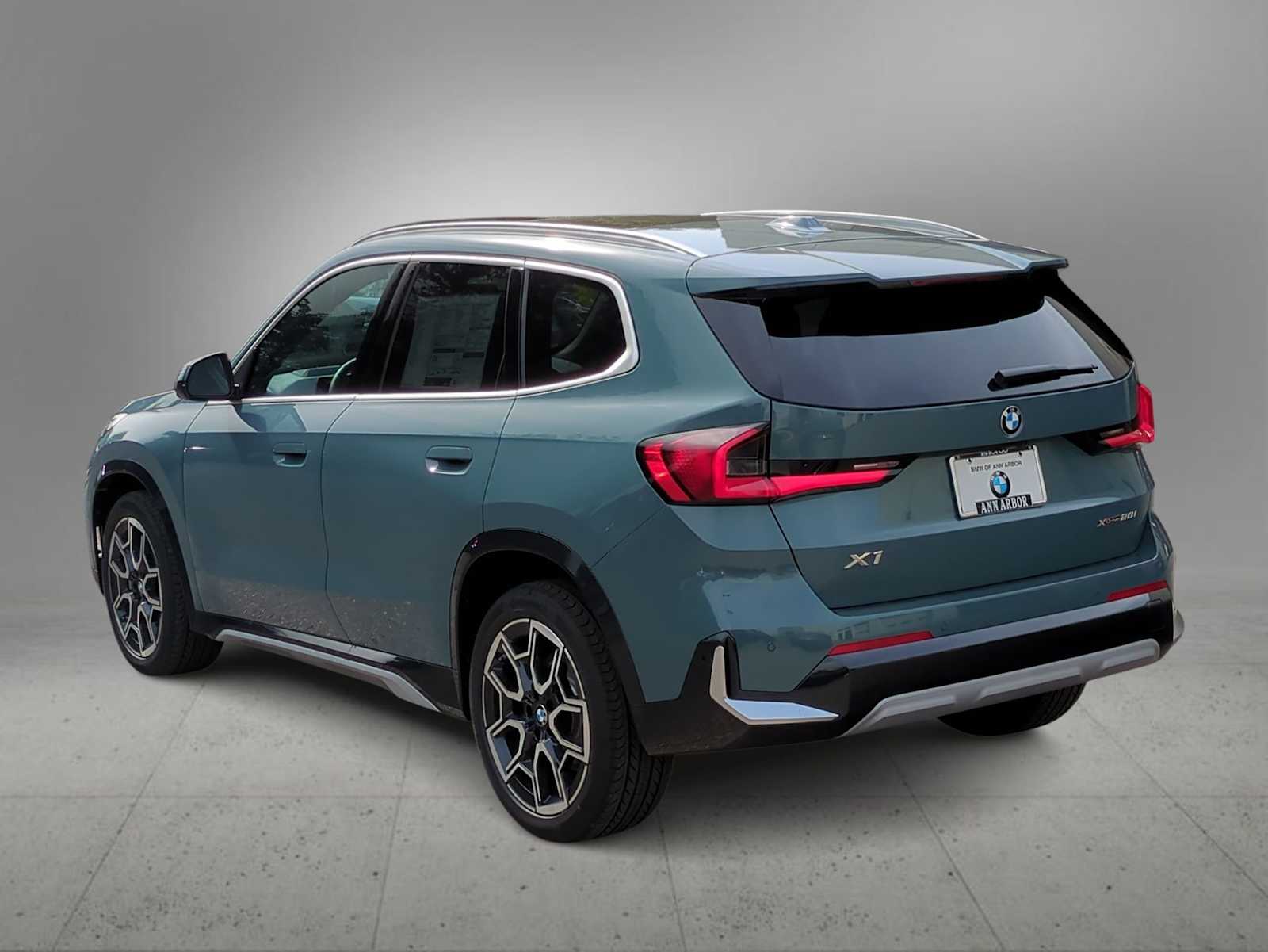 Thumbnail: 2026 BMW X1 - 6
