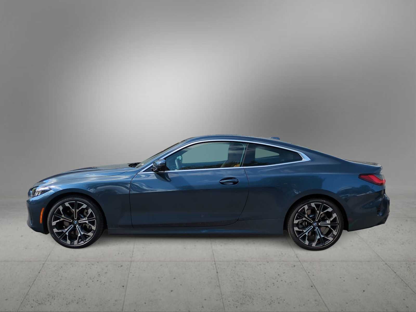Thumbnail: 2025 BMW 4 Series - 5