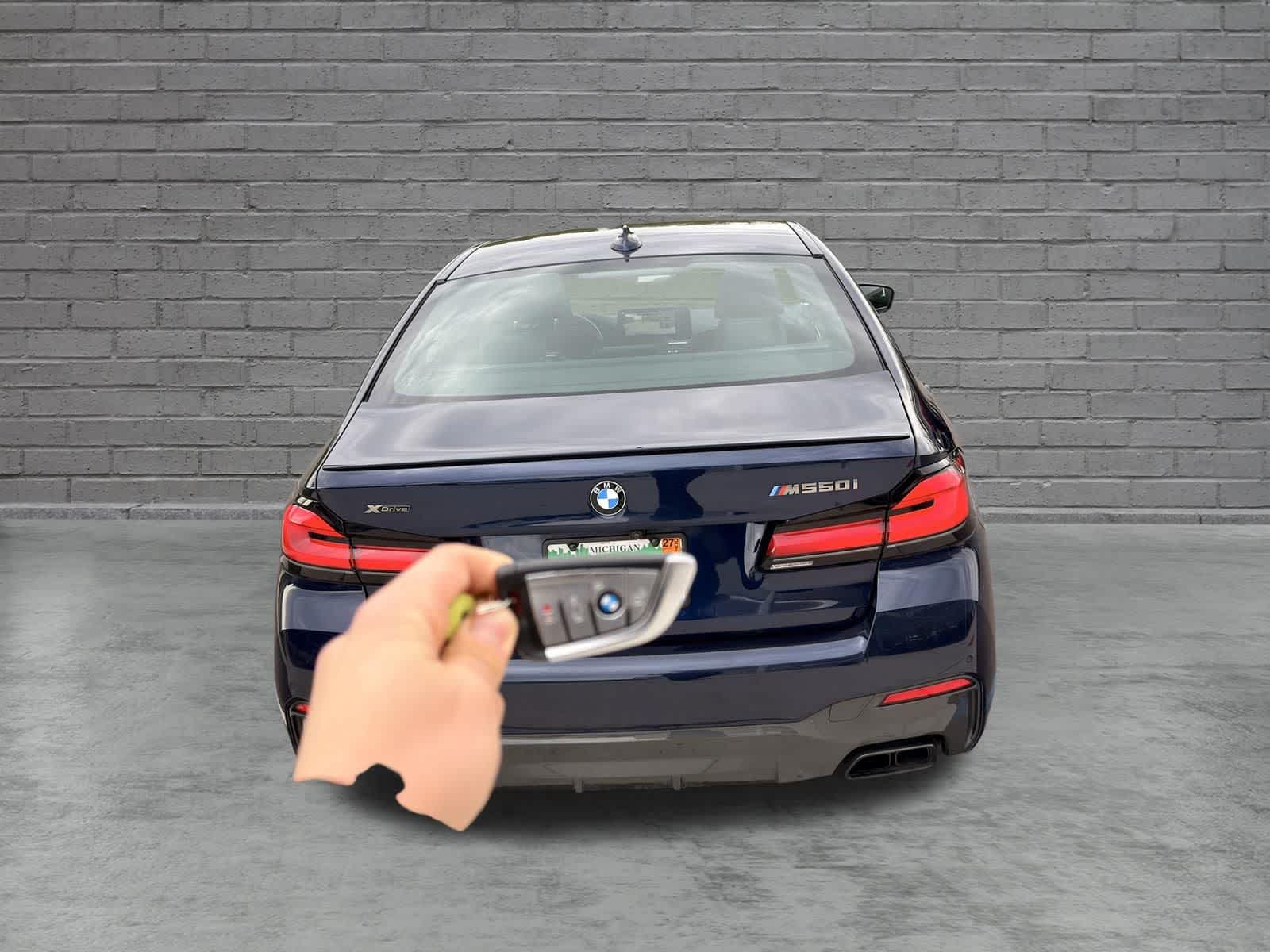 Thumbnail: 2022 BMW 5 Series - 6