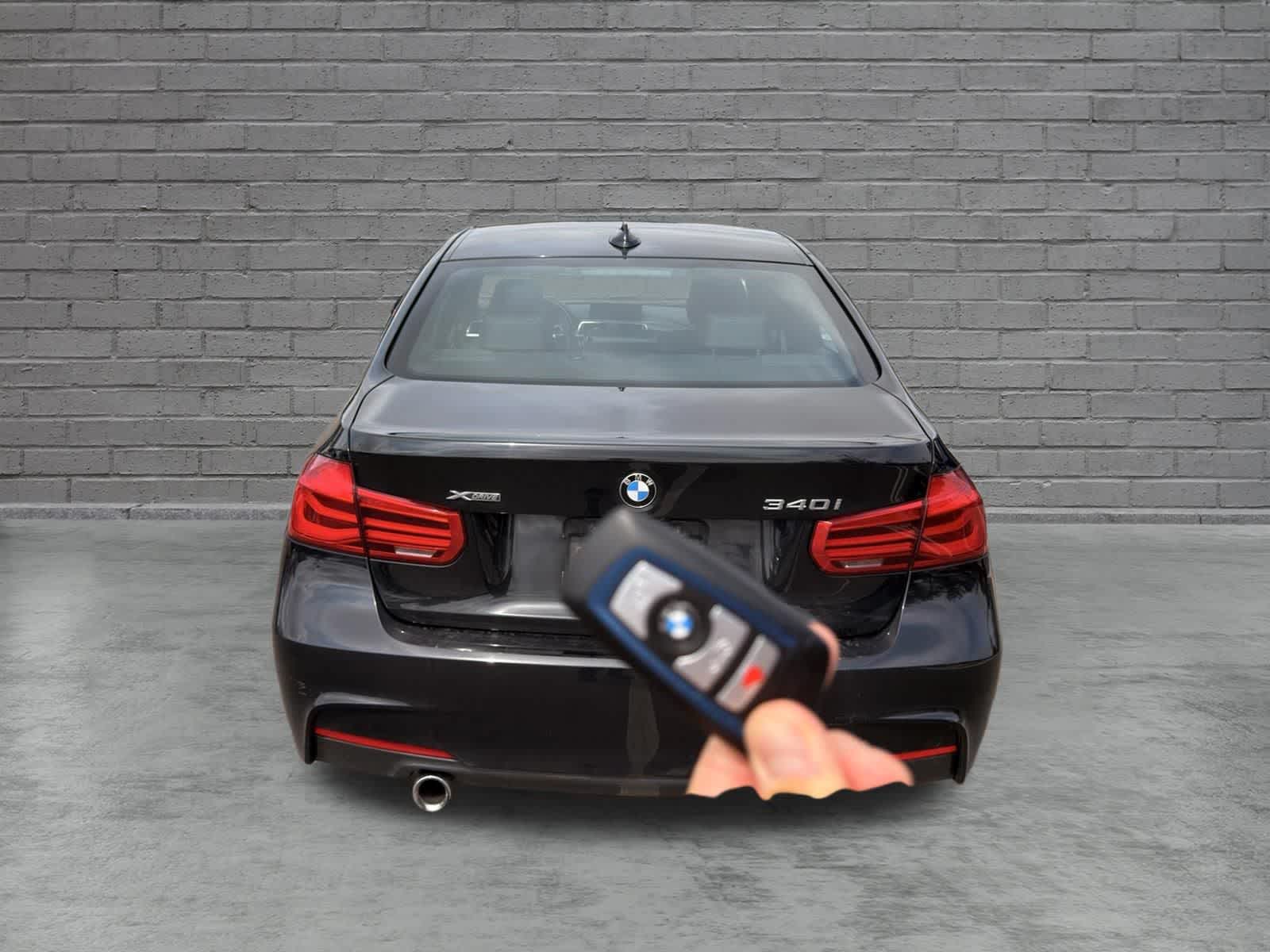 Thumbnail: 2018 BMW 3 Series - 7