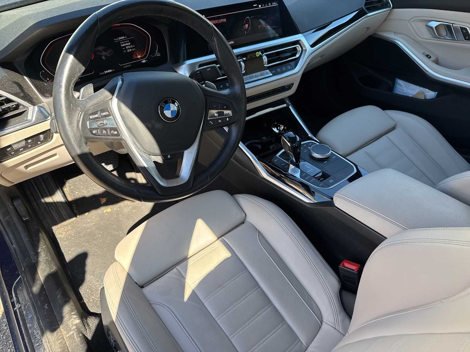 Thumbnail: 2019 BMW 3 Series - 3