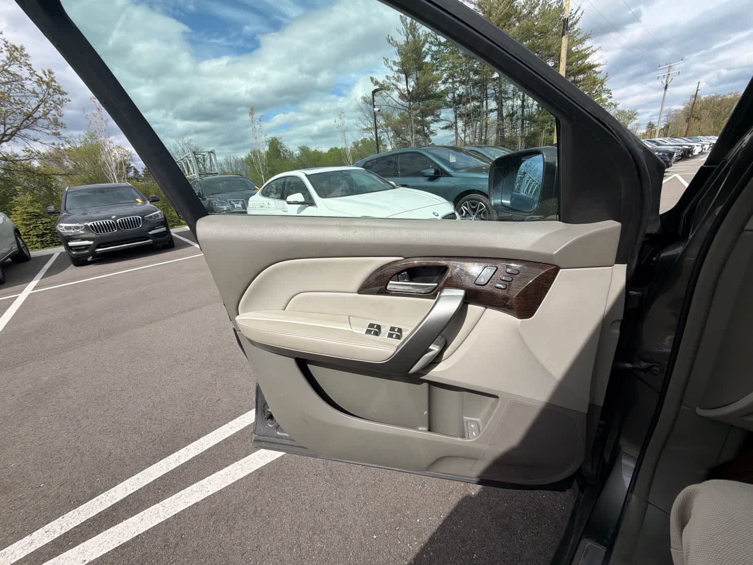 Thumbnail: 2012 Acura MDX - 8