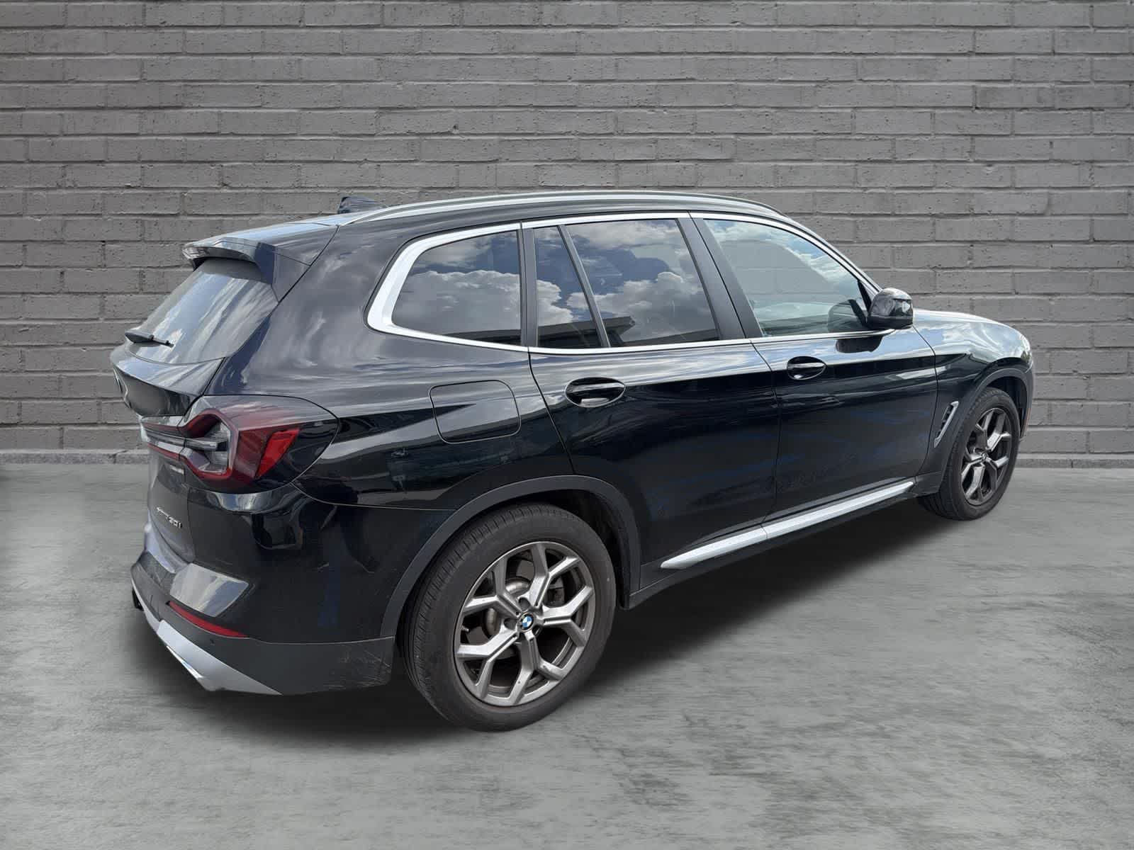 Thumbnail: 2024 BMW X3 - 11