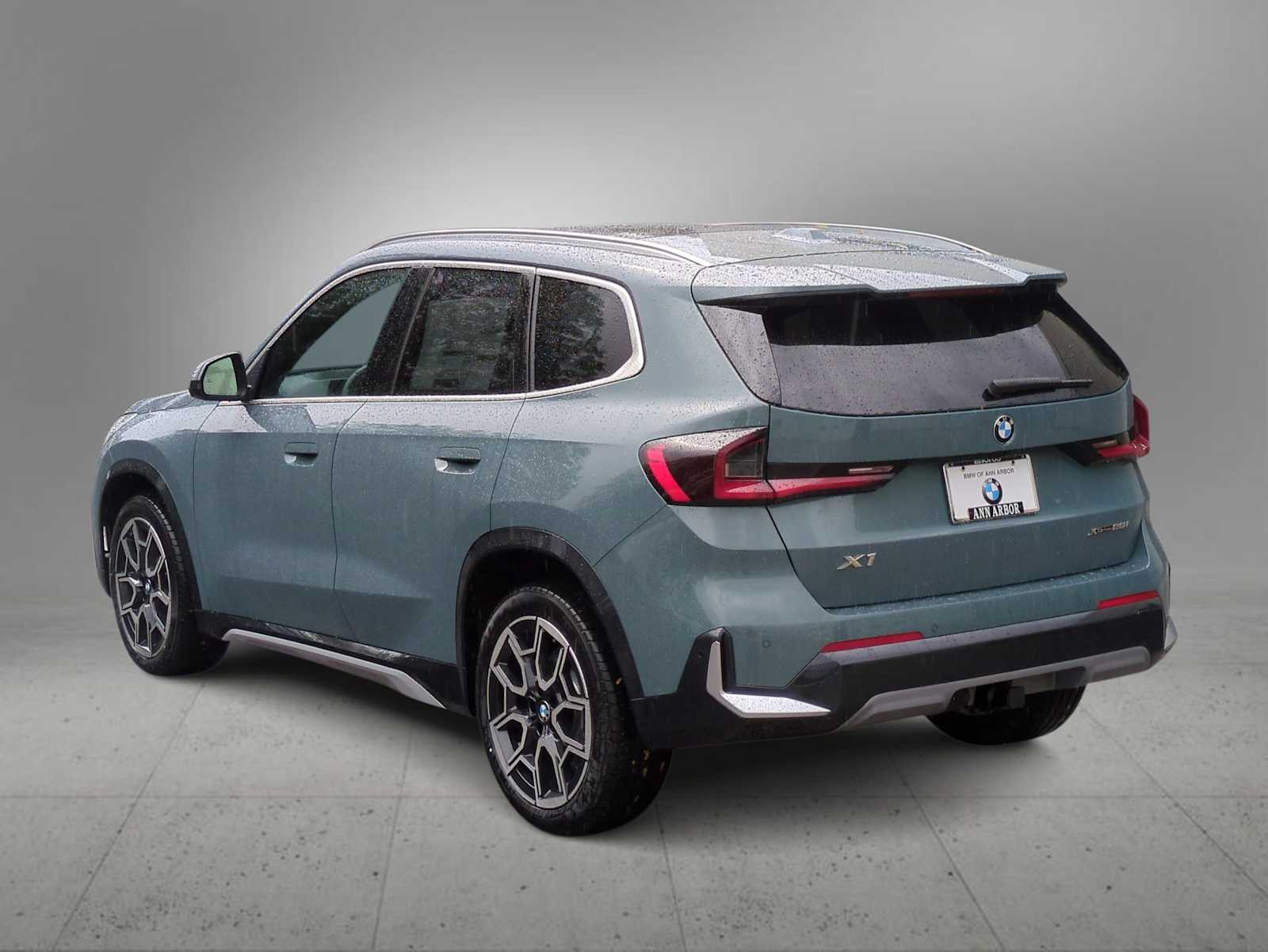 Thumbnail: 2026 BMW X1 - 6