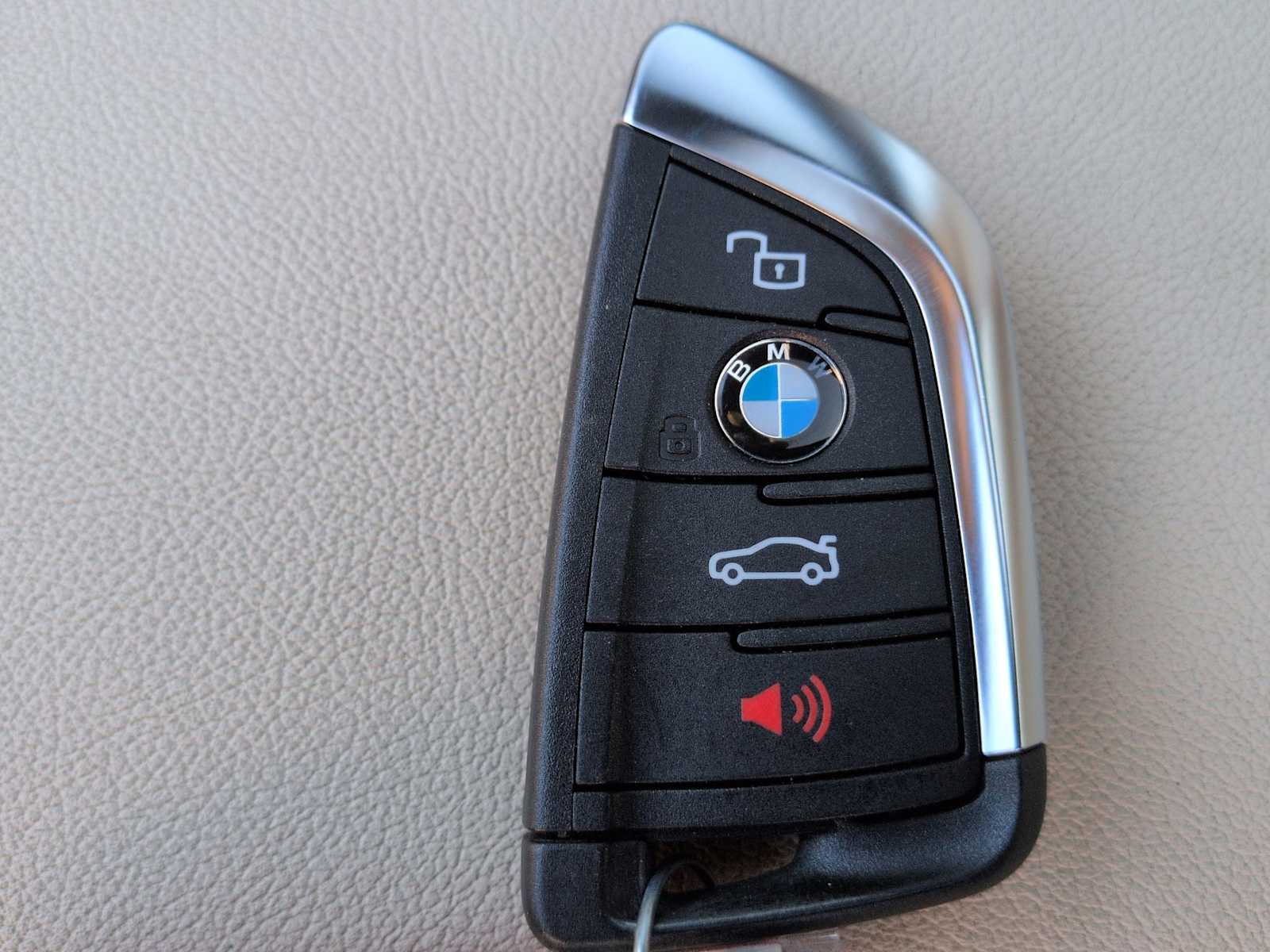 Thumbnail: 2021 BMW 3 Series - 37