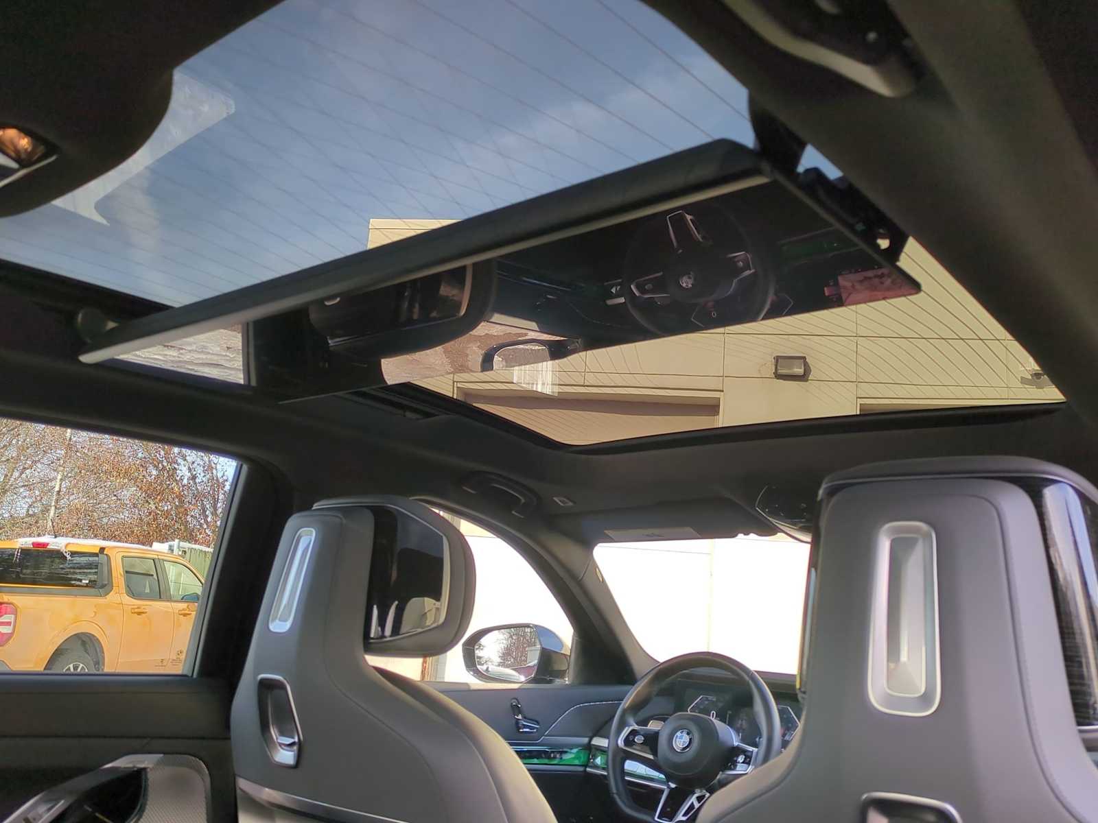 Thumbnail: 2024 BMW 7 Series - 22