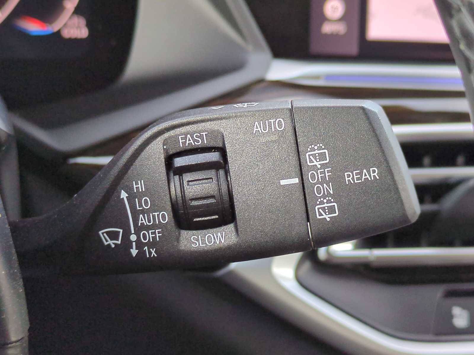 Thumbnail: 2020 BMW X7 - 28