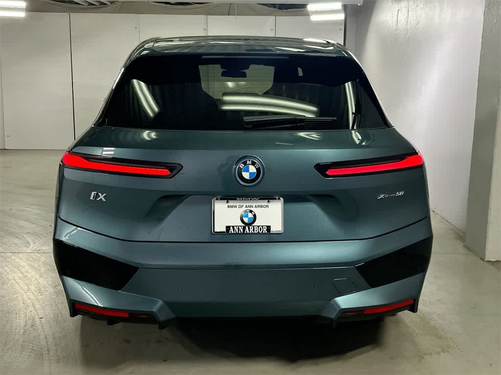 Thumbnail: 2025 BMW iX - 13
