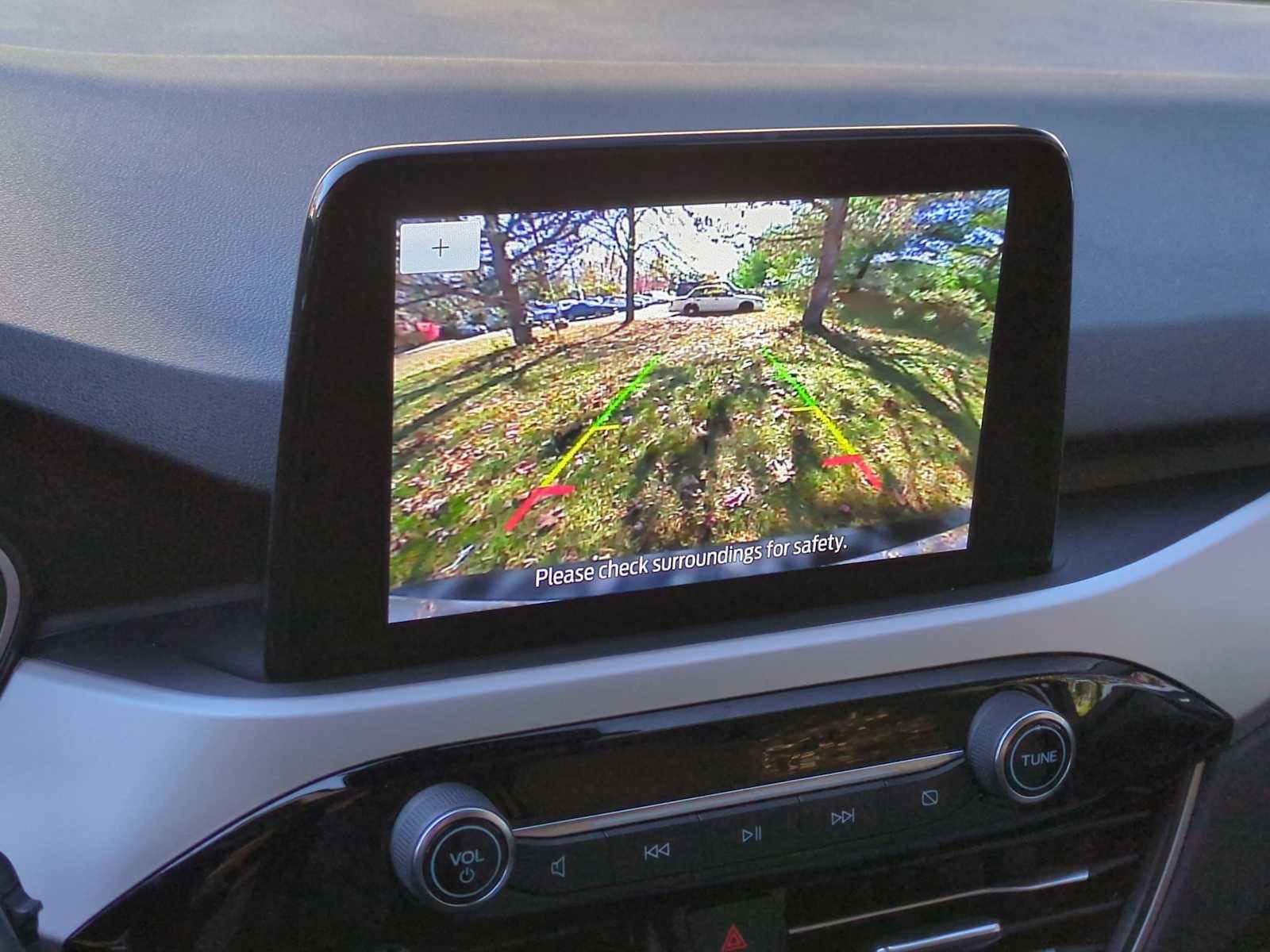 Thumbnail: 2022 Ford Escape - 31