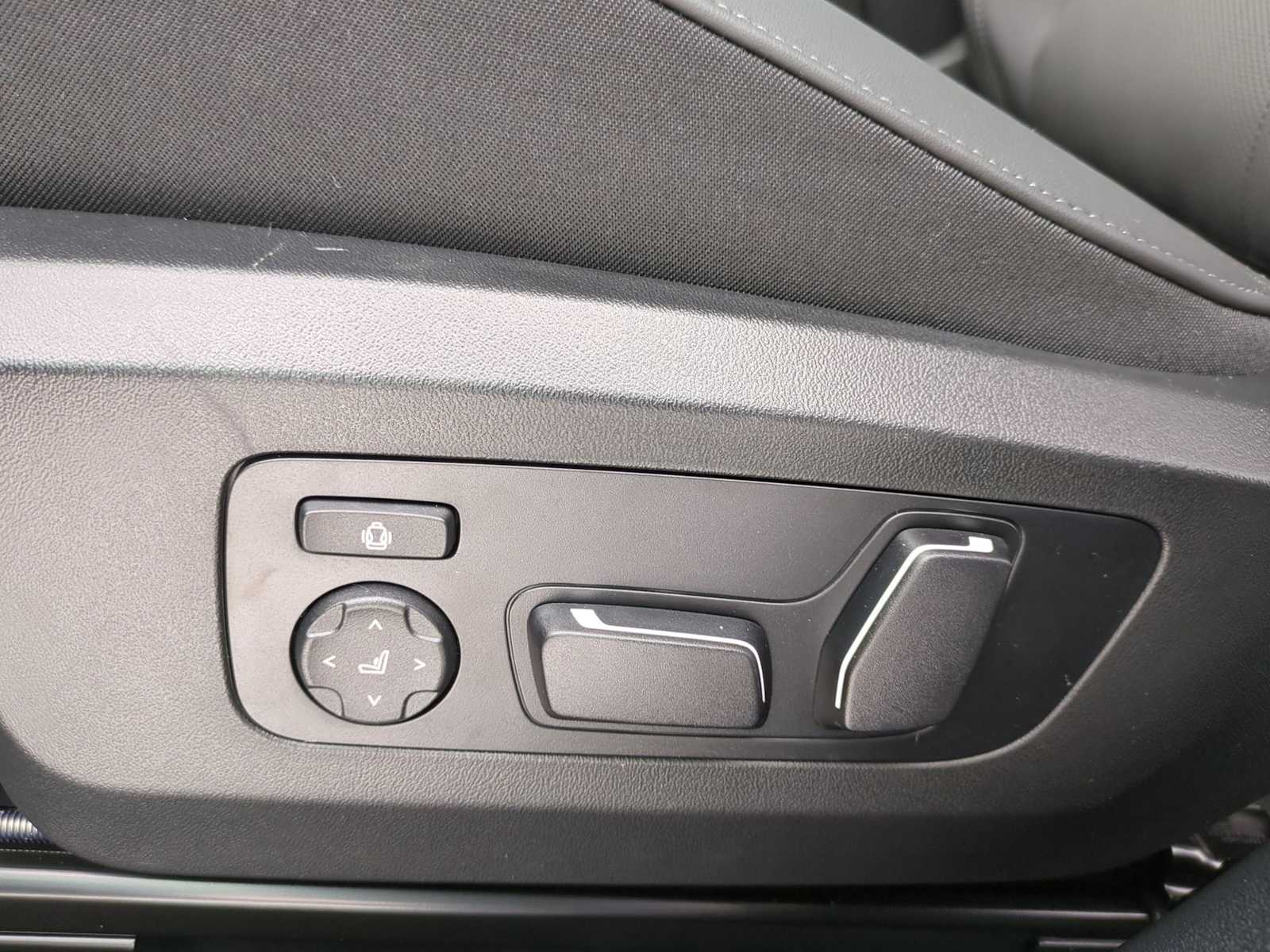 Thumbnail: 2026 BMW X3 - 17