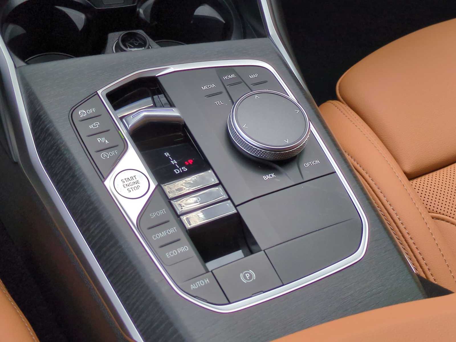 Thumbnail: 2025 BMW 3 Series - 34