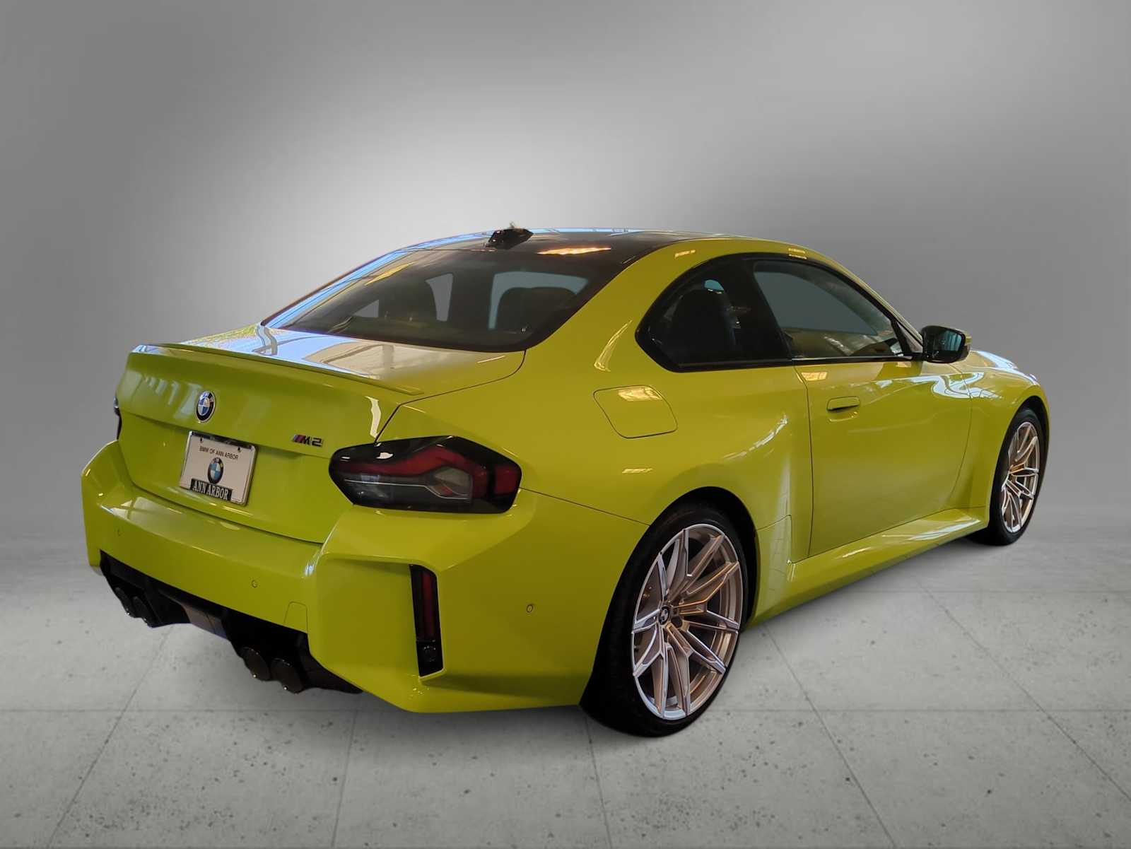 Thumbnail: 2025 BMW M2 - 8