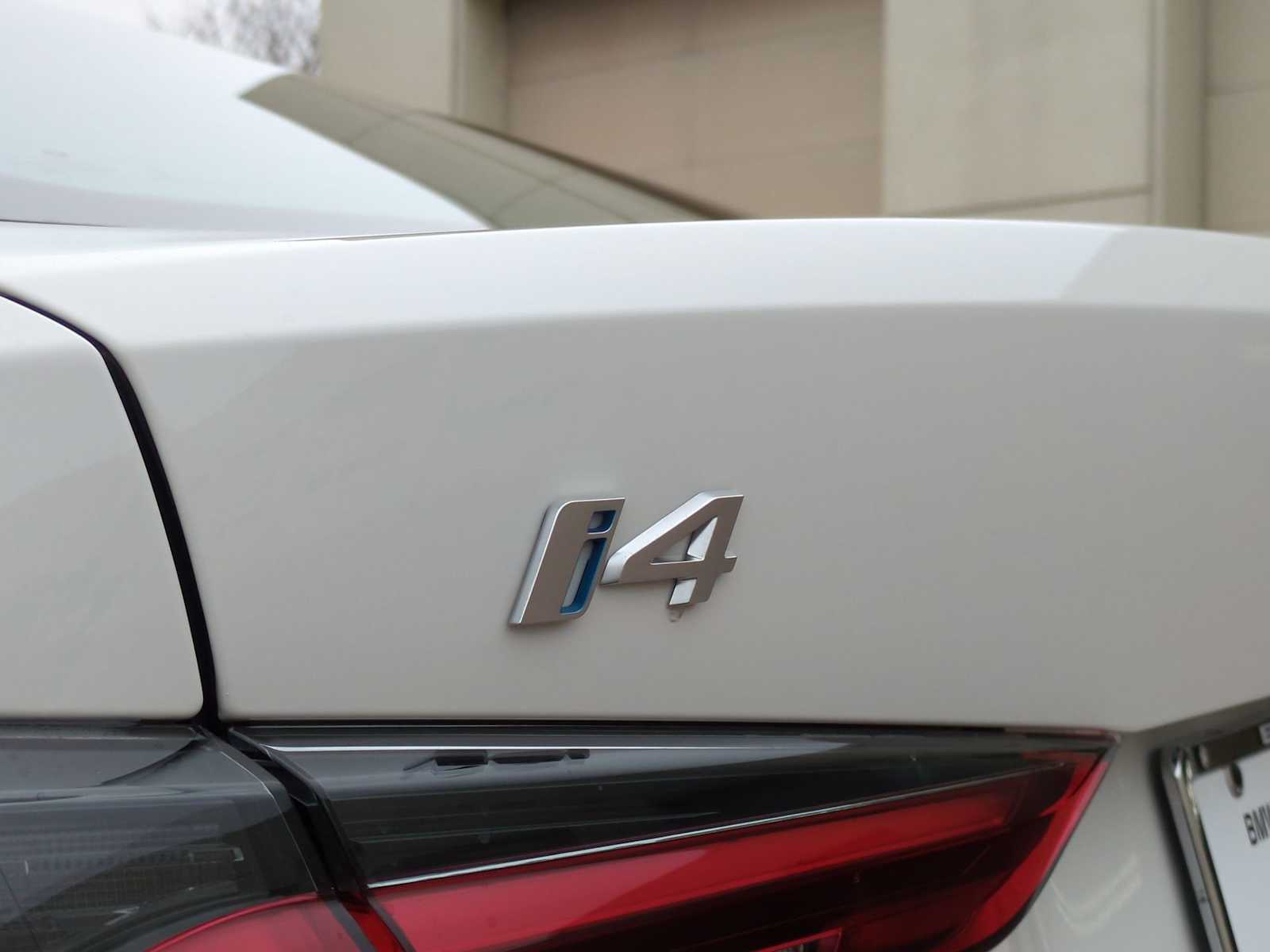 Thumbnail: 2025 BMW i4 - 13