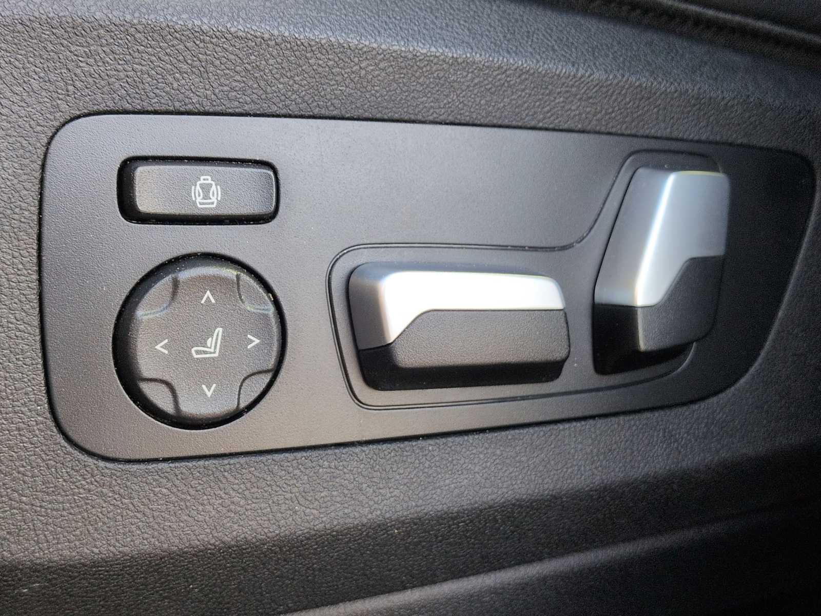 Thumbnail: 2021 BMW X5 - 18