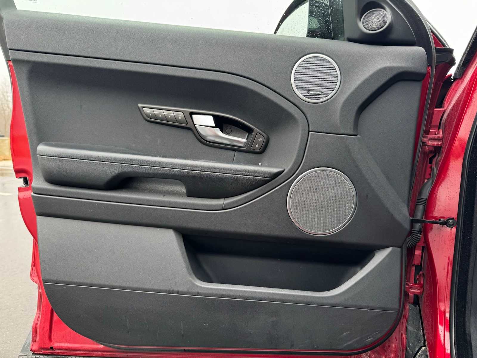 Thumbnail: 2014 Land Rover Range Rover Evoque - 13