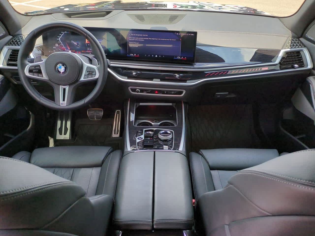 Thumbnail: 2025 BMW X7 - 14