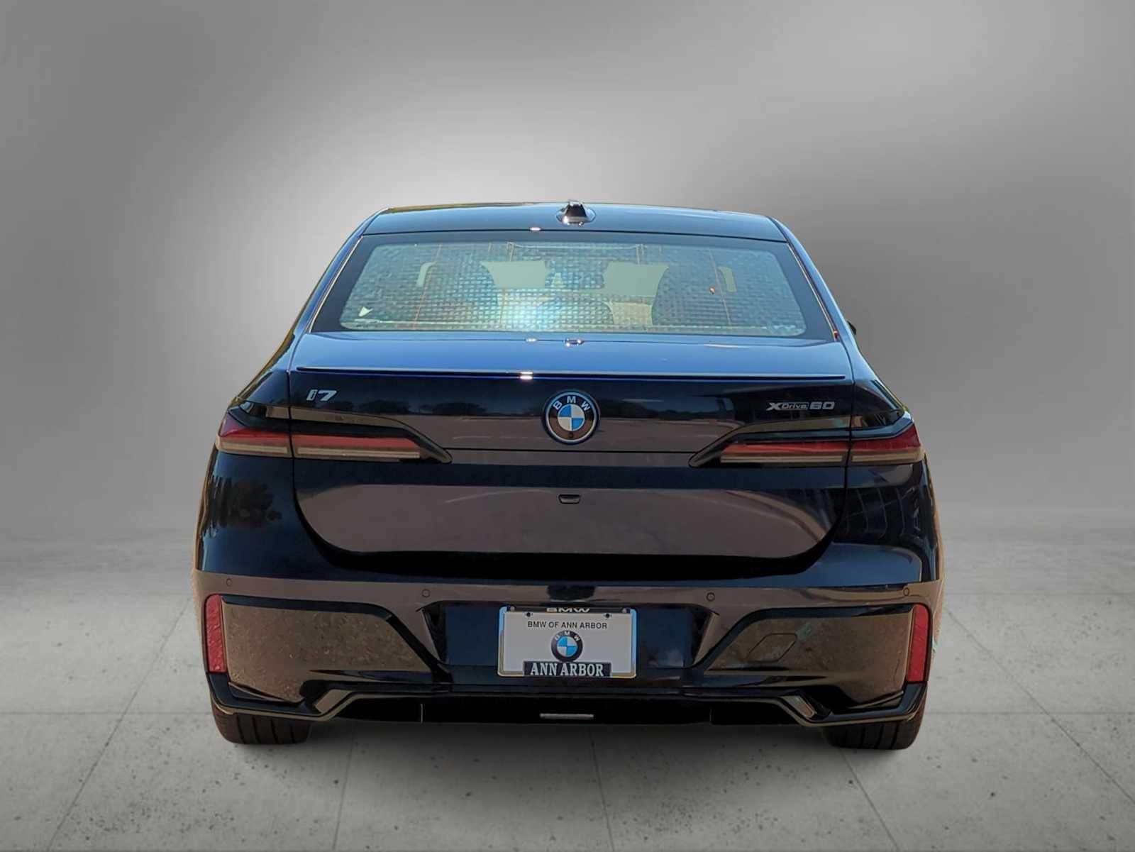 Thumbnail: 2026 BMW i7 - 7
