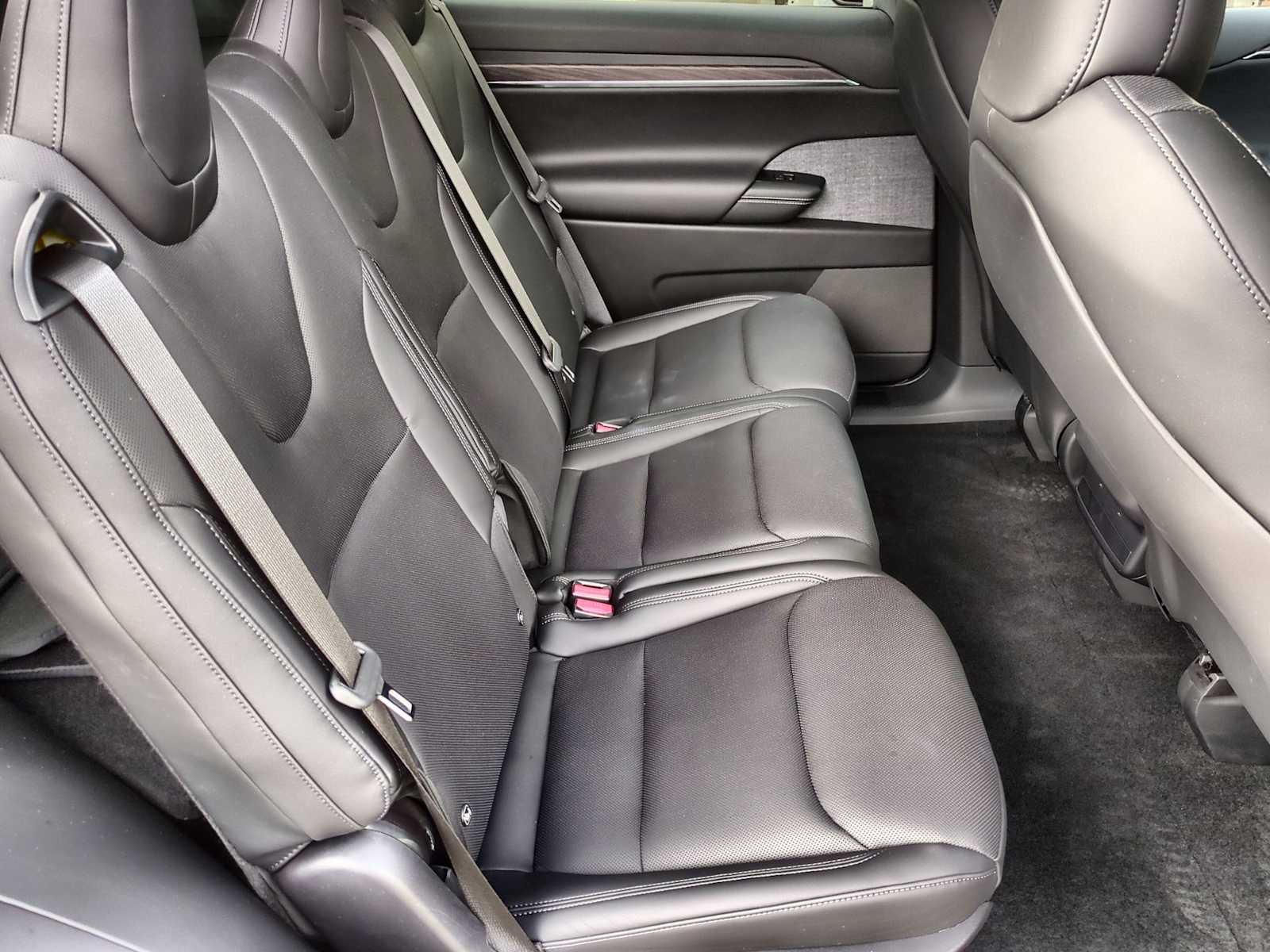 Thumbnail: 2022 Tesla Model X - 21