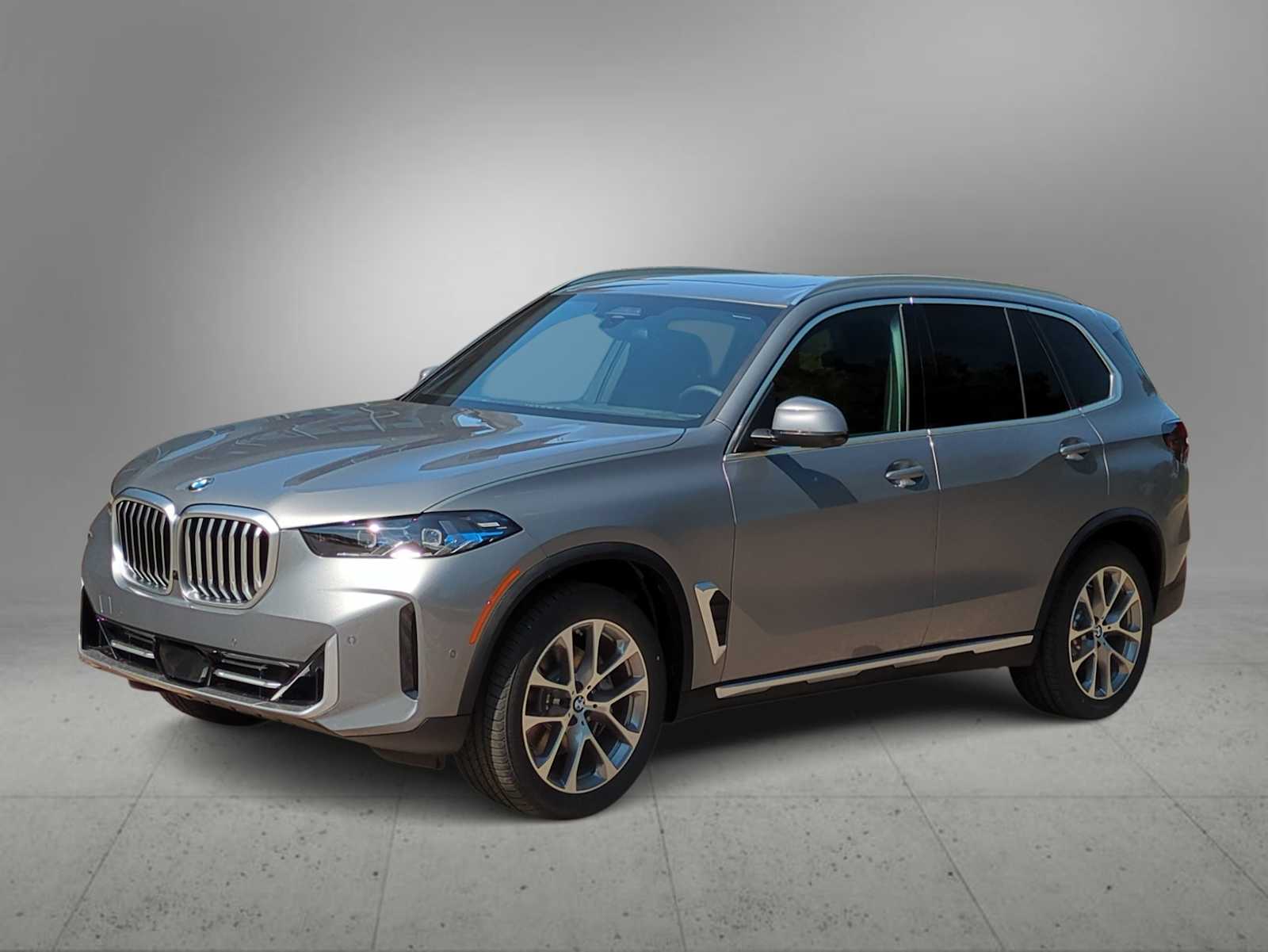 Thumbnail: 2026 BMW X5 - 4