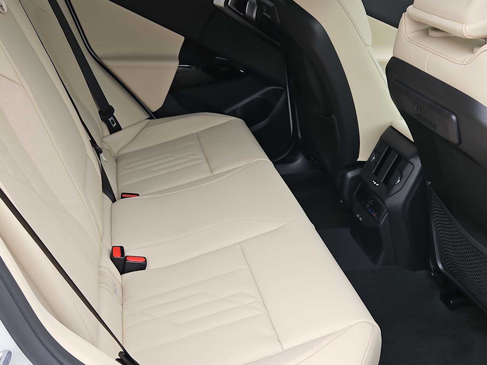 Thumbnail: 2026 BMW X3 - 18