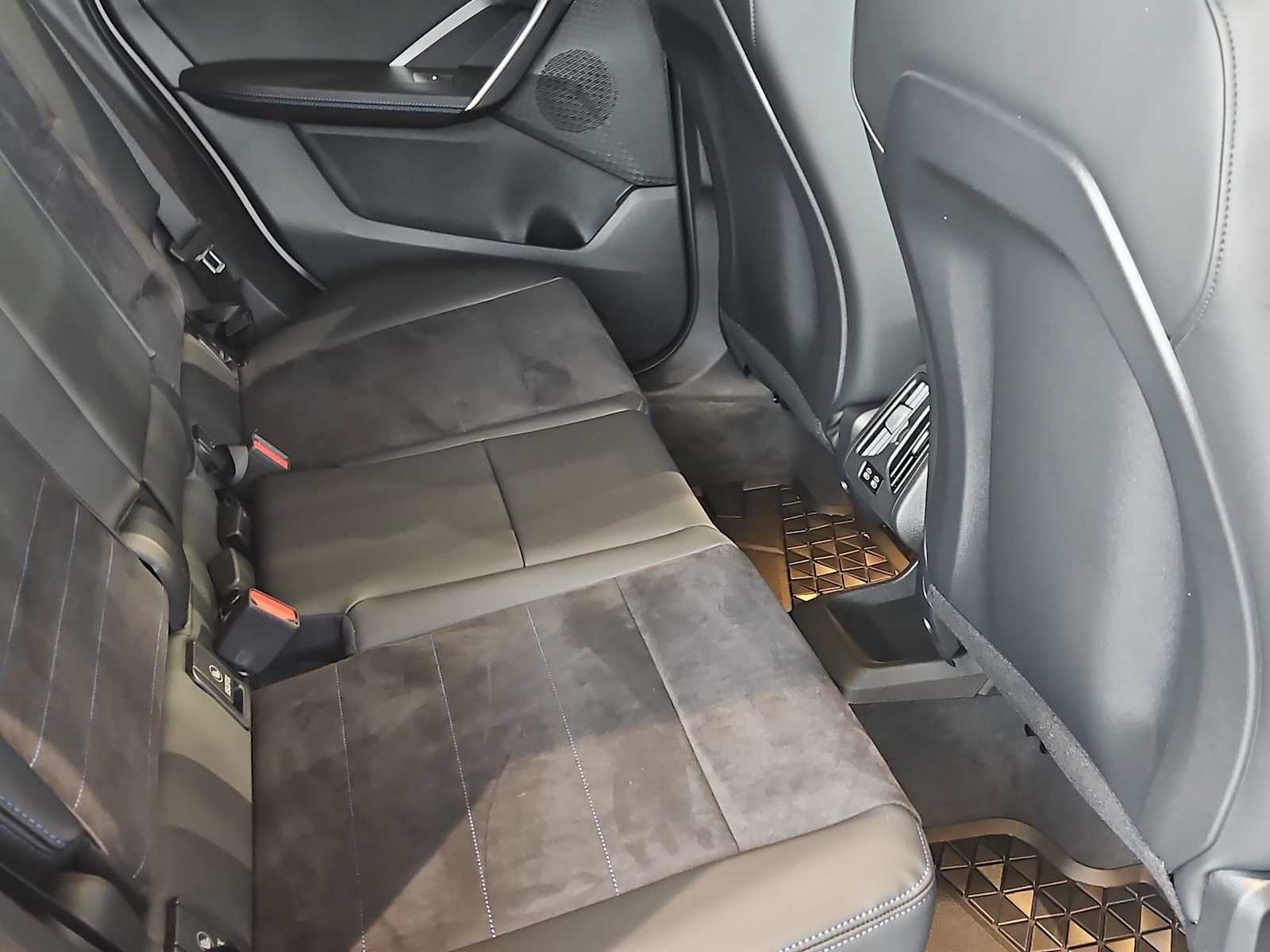 Thumbnail: 2026 BMW X1 - 28